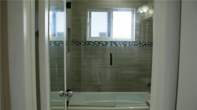 Image 10 of 11 For 6109 30th St  1