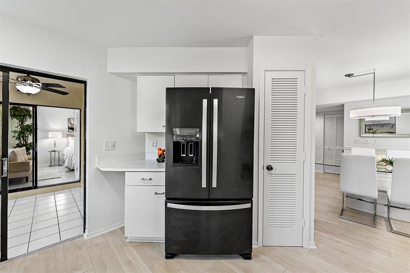 Image 21 of 60 For 3301 Black Oak Ct  3301