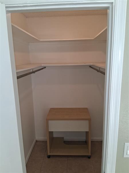 Image 15 of 25 For 5720 22nd Way  406