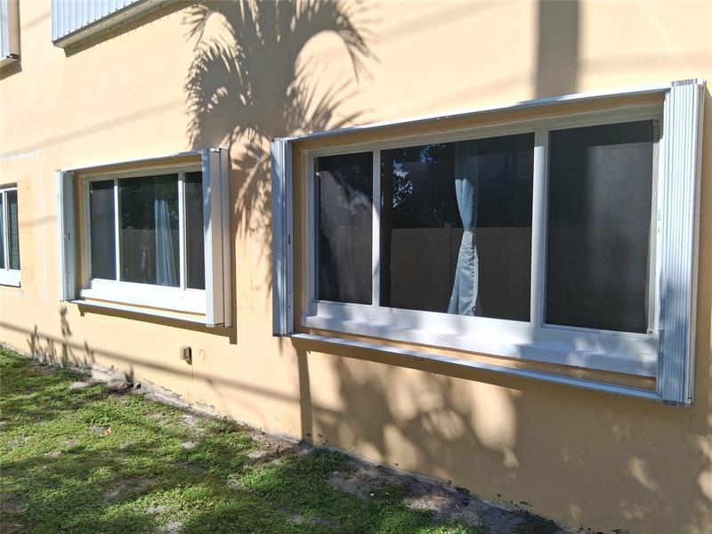 Image 16 of 25 For 5720 22nd Way  406