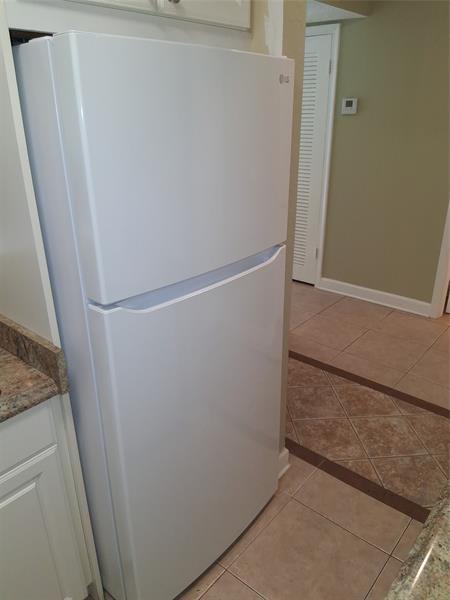 Image 6 of 8 For 5720 22nd Way  406