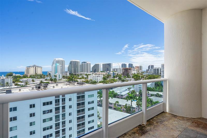 Image 17 of 88 For 715 Bayshore Dr  1004