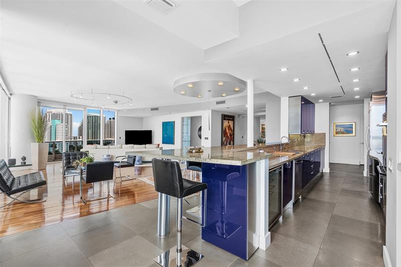 Image 24 of 88 For 715 Bayshore Dr  1004