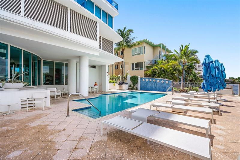 Image 61 of 88 For 715 Bayshore Dr  1004