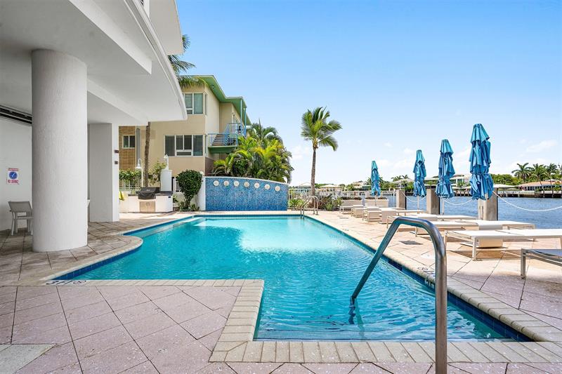 Image 64 of 88 For 715 Bayshore Dr  1004