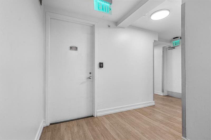 Image 70 of 88 For 715 Bayshore Dr  1004