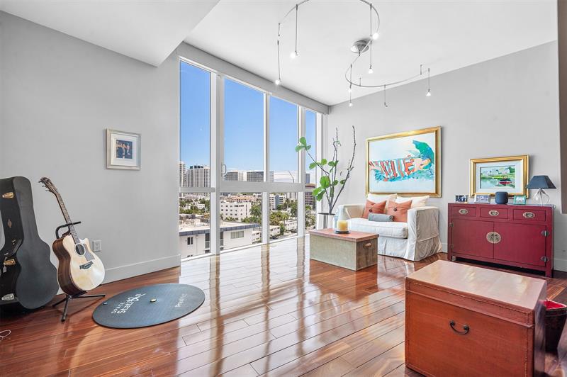 Image 8 of 88 For 715 Bayshore Dr  1004