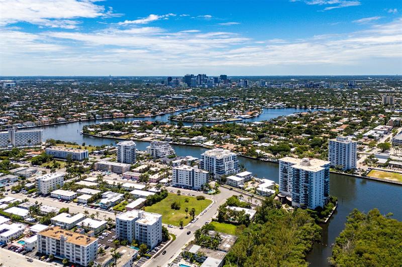 Image 85 of 88 For 715 Bayshore Dr  1004