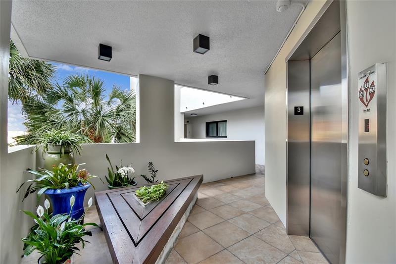 Image 12 of 32 For 4201 Ocean Dr  301