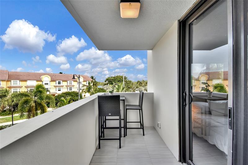 Image 27 of 32 For 4201 Ocean Dr  301
