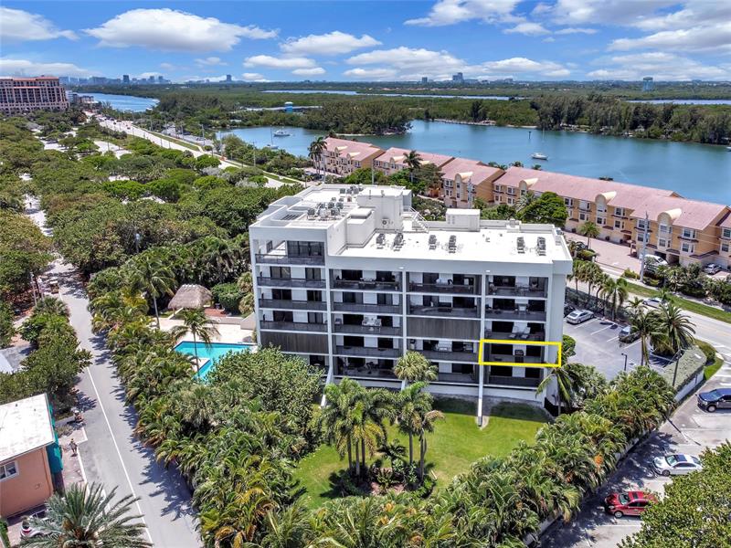 Image 6 of 32 For 4201 Ocean Dr  301