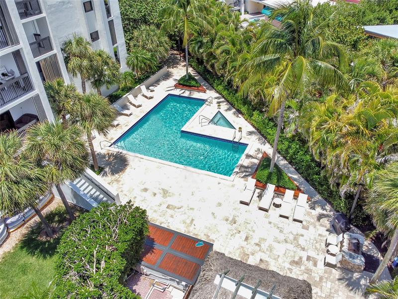 Image 9 of 32 For 4201 Ocean Dr  301