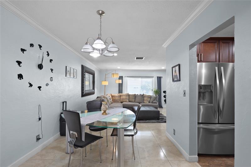 Image 9 of 33 For 6901 95th Ter