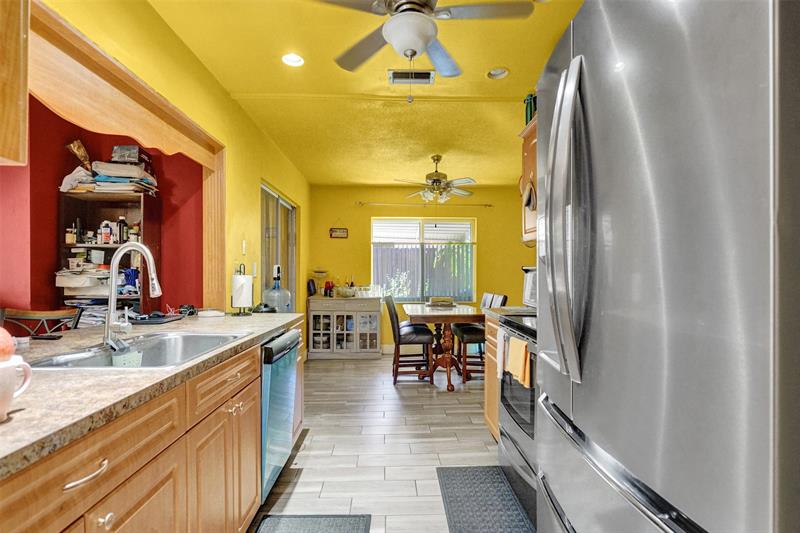 Image 11 of 40 For 5335 8th Ct  