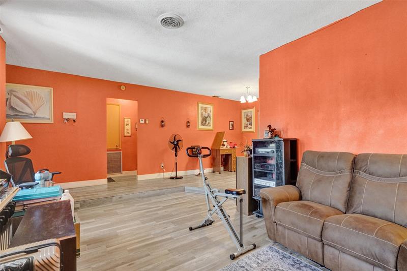 Image 16 of 40 For 5335 8th Ct  