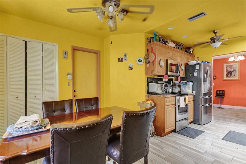 Image 19 of 40 For 5335 8th Ct  