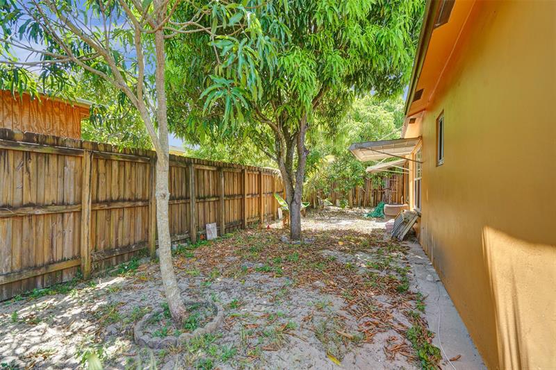Image 27 of 40 For 5335 8th Ct  