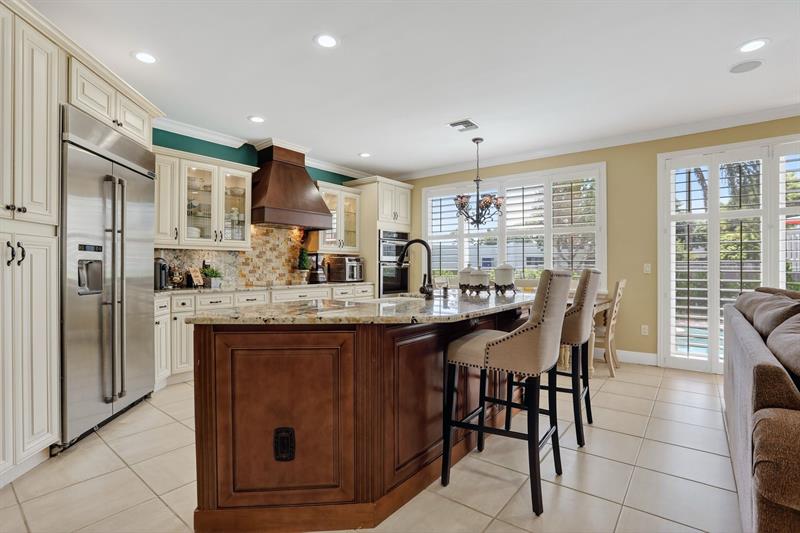 Image 12 of 70 For 5340 103rd Way