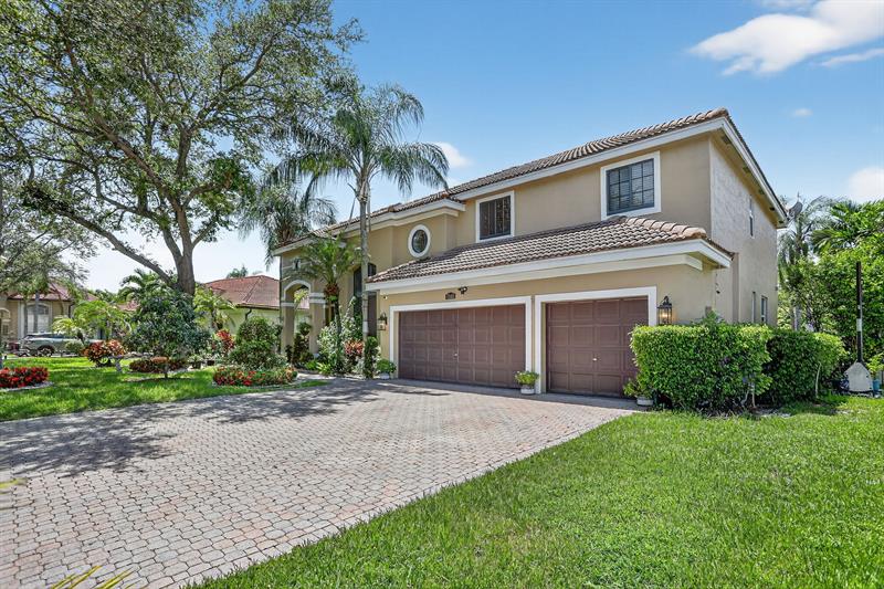 Image 3 of 70 For 5340 103rd Way