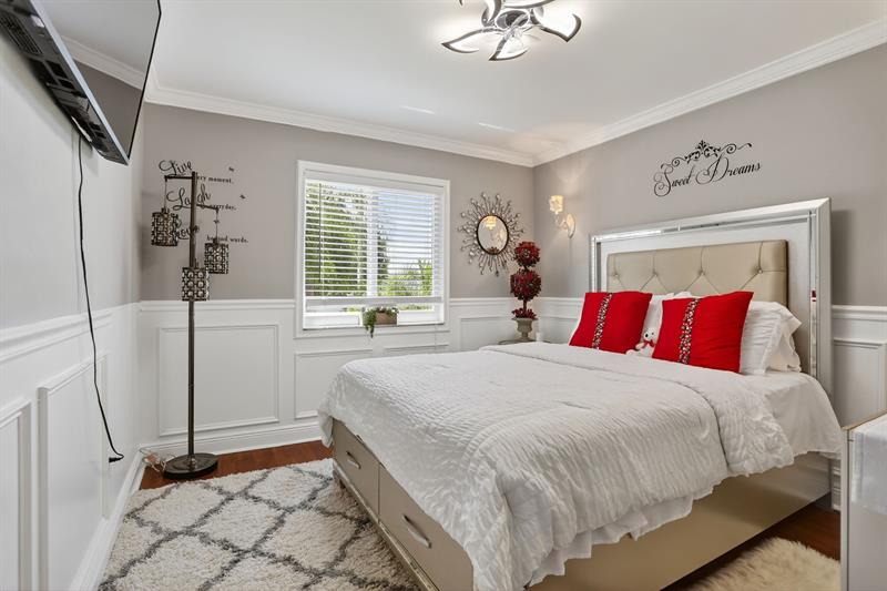 Image 34 of 70 For 5340 103rd Way