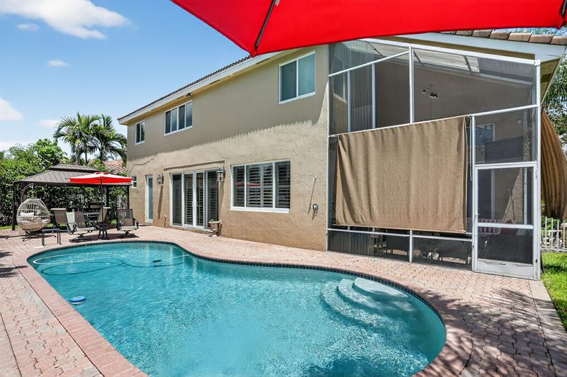 Image 4 of 70 For 5340 103rd Way