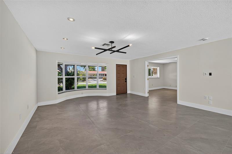 Image 20 of 66 For 1461 57th Ct