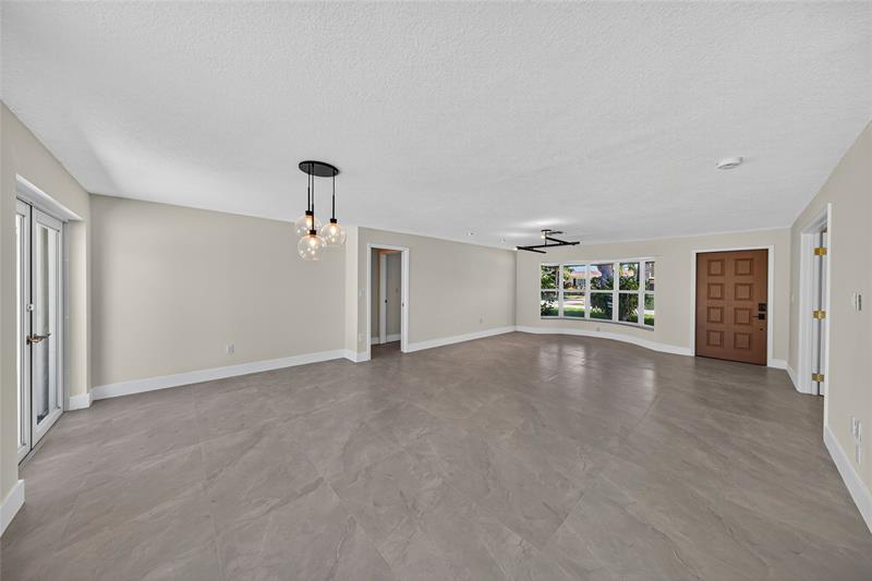 Image 24 of 66 For 1461 57th Ct