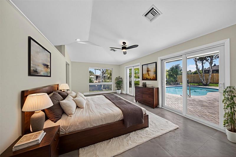 Image 29 of 66 For 1461 57th Ct