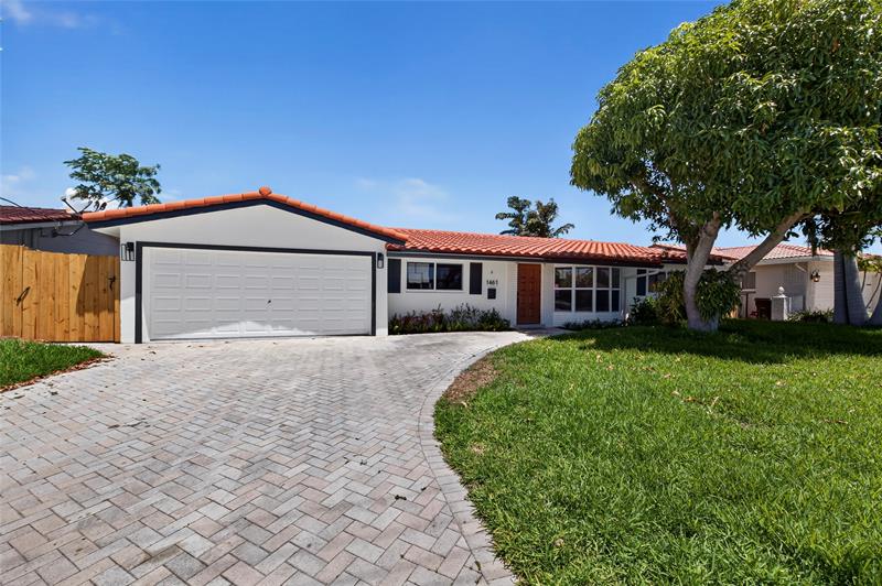 Image 4 of 66 For 1461 57th Ct