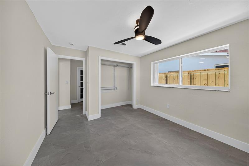 Image 40 of 66 For 1461 57th Ct