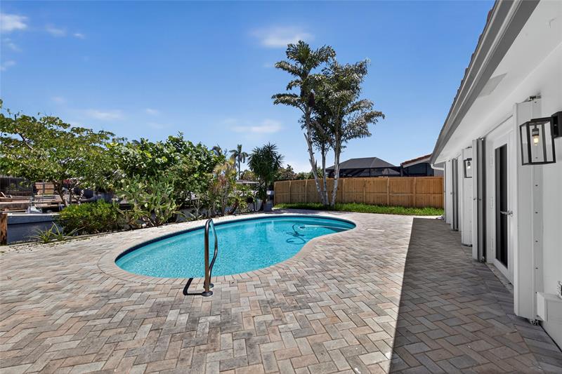Image 49 of 66 For 1461 57th Ct