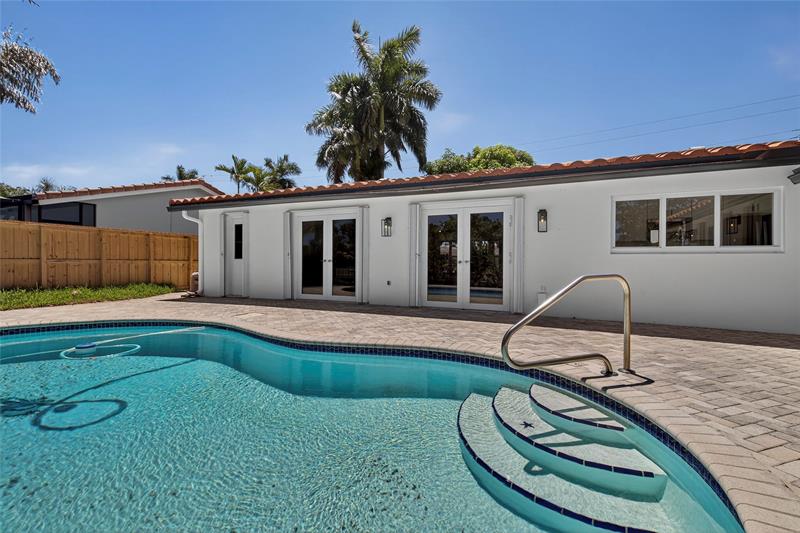 Image 52 of 66 For 1461 57th Ct