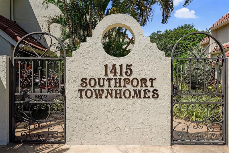 Image 30 of 30 For 1415 Miami Rd  H