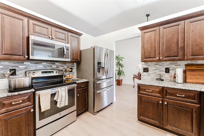 Image 15 of 58 For 8950 45th Ct