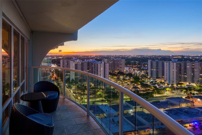 Image 2 of 39 For 3400 Galt Ocean Dr  Ph7s