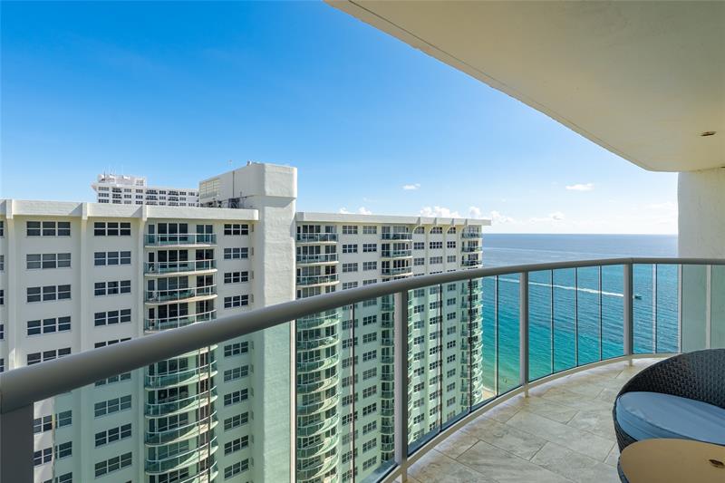 Image 34 of 39 For 3400 Galt Ocean Dr  Ph7s