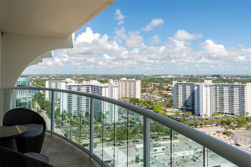 Image 36 of 39 For 3400 Galt Ocean Dr  Ph7s