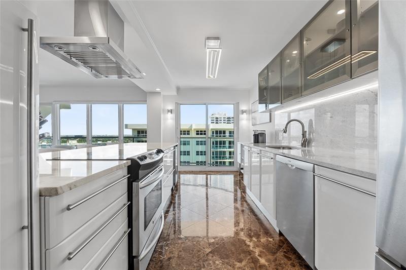 Image 9 of 39 For 3400 Galt Ocean Dr  Ph7s