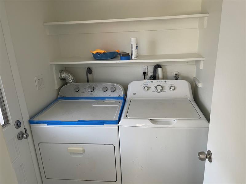 Image 21 of 23 For 770 38th St  F