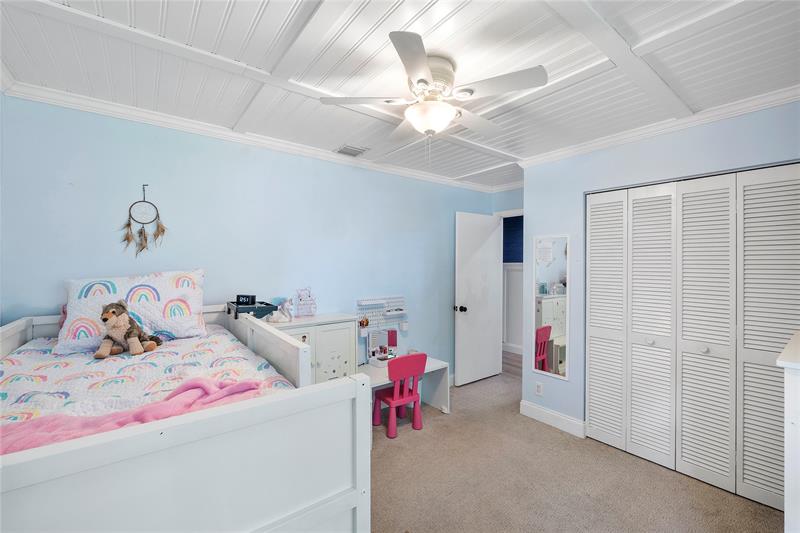 Image 26 of 36 For 8626 50th Dr