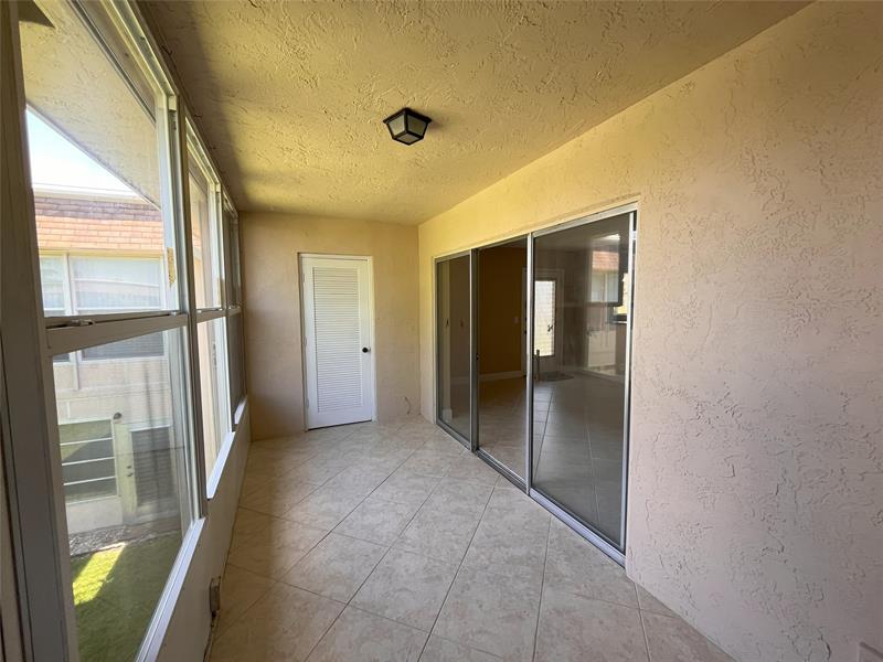 Image 19 of 29 For 212 Oxford 400  212