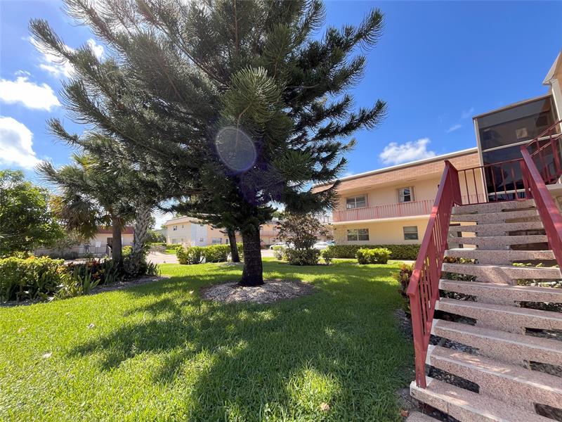 Image 3 of 29 For 212 Oxford 400  212