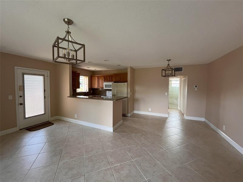 Image 9 of 29 For 212 Oxford 400  212