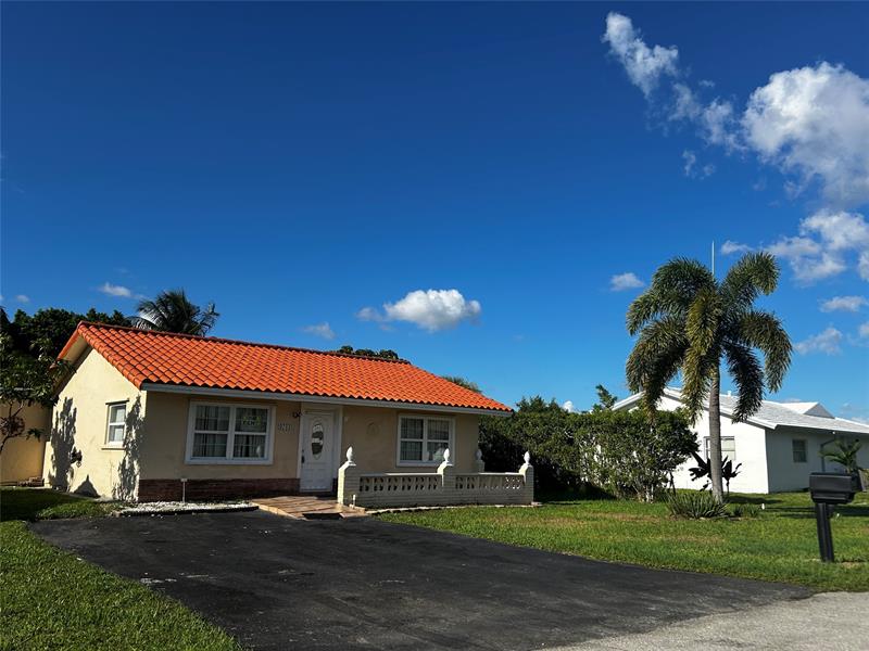 Details for 9703 70th Ct, Tamarac, FL 33321