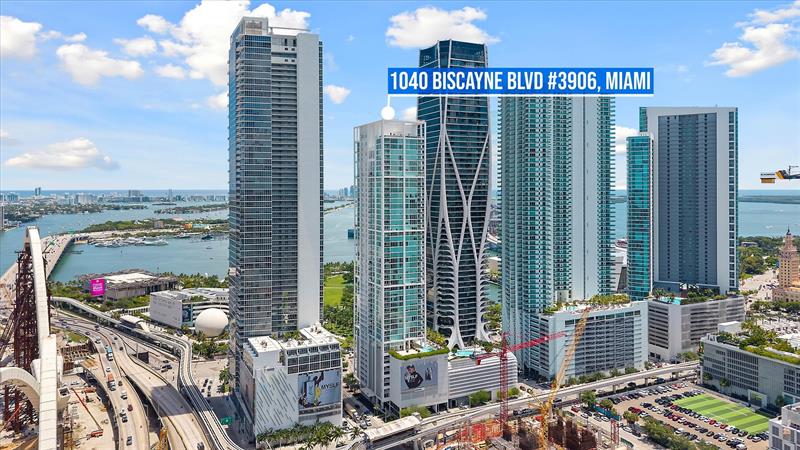 Image 10 of 32 For 1040 Biscayne Blvd  3906