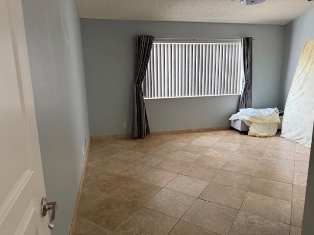 Image 16 of 26 For 5861 Plum Bay Pkwy