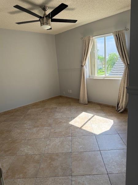 Image 22 of 26 For 5861 Plum Bay Pkwy