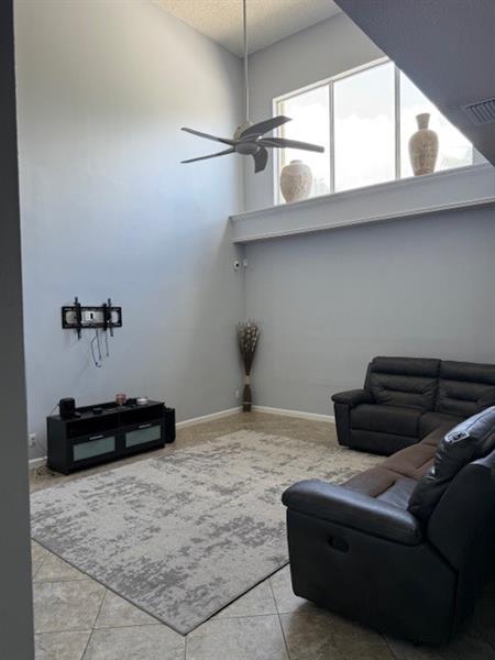 Image 5 of 26 For 5861 Plum Bay Pkwy