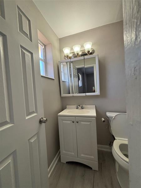 Image 12 of 14 For 505 J St  3