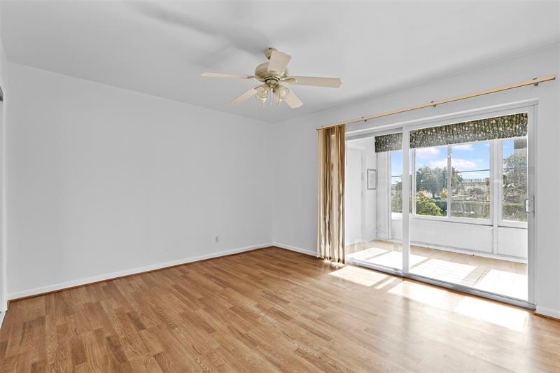 Image 10 of 22 For 90 South Blvd  2c